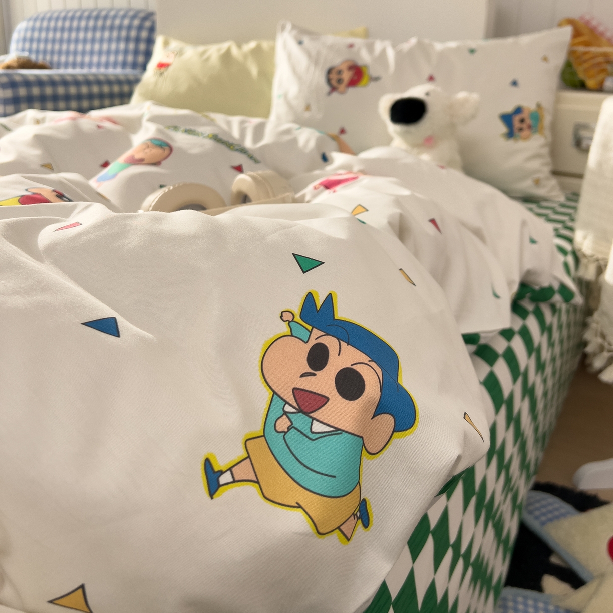 91家纺网 家纺一手货源 找家纺 桃子家居 2026新款A类蜡笔小新正版授权刺绣混搭枕套卡通印花系列四件套 棉蜡笔小新-彩色伙伴