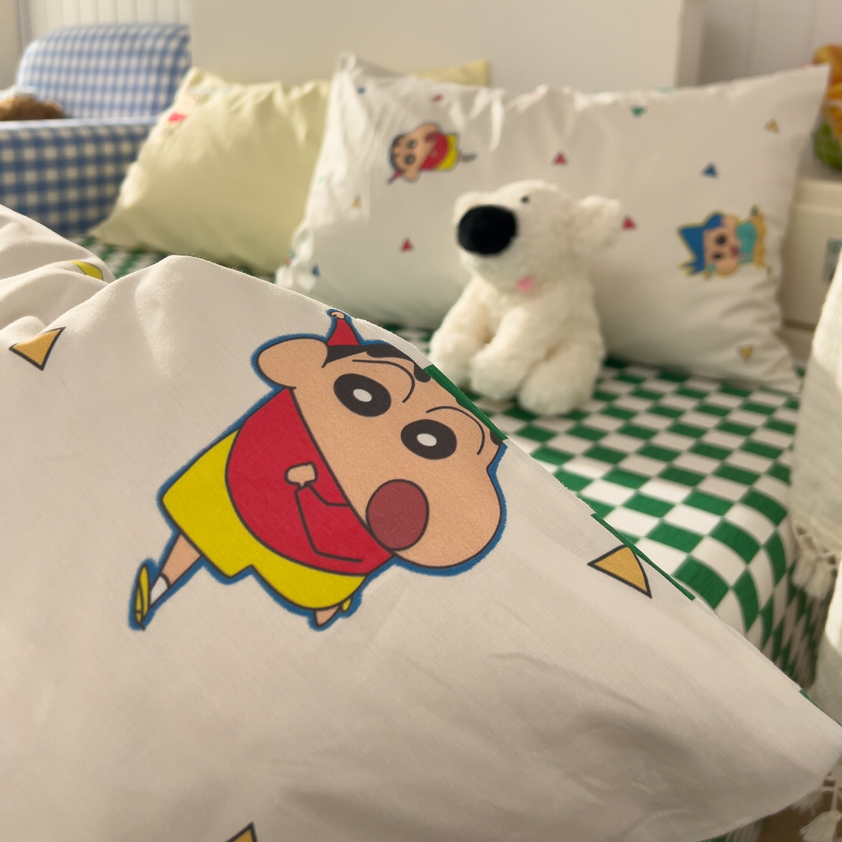 91家纺网 家纺一手货源 找家纺 桃子家居 2026新款A类蜡笔小新正版授权刺绣混搭枕套卡通印花系列四件套 棉蜡笔小新-彩色伙伴