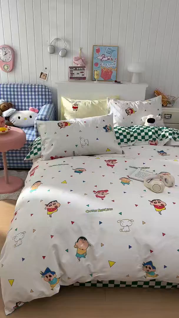91家纺网 家纺一手货源 找家纺 桃子家居 2026新款A类蜡笔小新正版授权刺绣混搭枕套卡通印花系列四件套 棉蜡笔小新-彩色伙伴