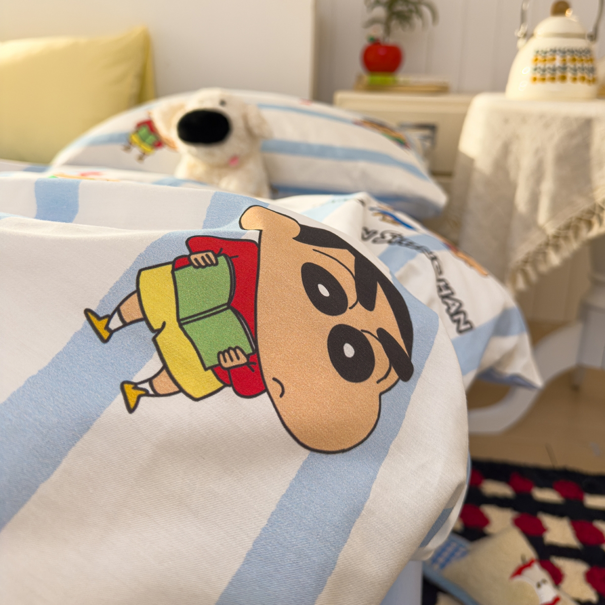91家纺网 家纺一手货源 找家纺 桃子家居 2026新款A类蜡笔小新正版授权刺绣混搭枕套卡通印花系列四件套 棉蜡笔小新-超人小新