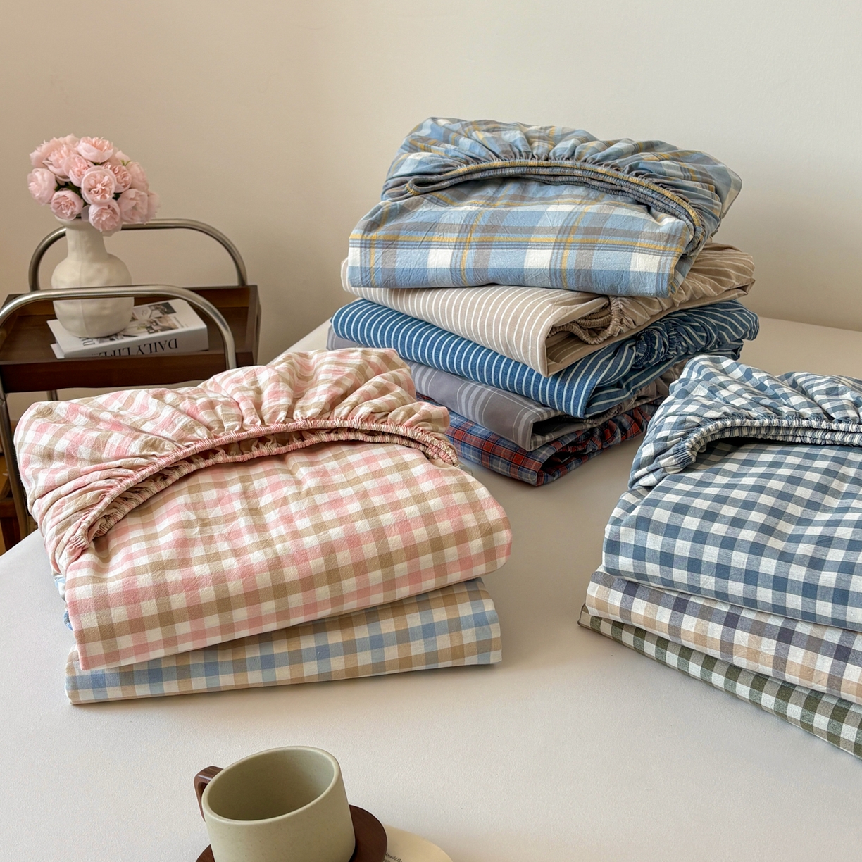 91家纺网 家纺一手货源 找家纺 居眠 2026新款单层色织水洗格子全棉床笠 组合叠拍