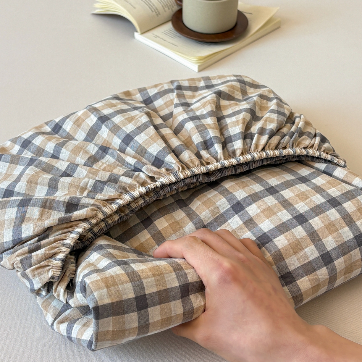 91家纺网 家纺一手货源 找家纺 居眠 2026新款单层色织水洗格子全棉床笠 单层款-印月灰