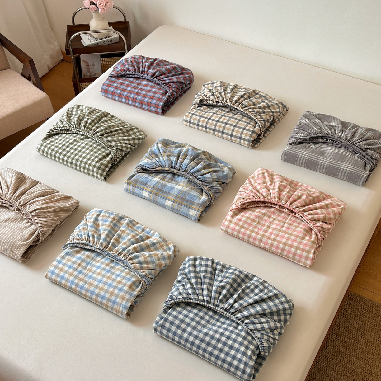 91家纺网 家纺一手货源 找家纺 居眠 2026新款单层色织水洗格子全棉床笠 组合叠拍