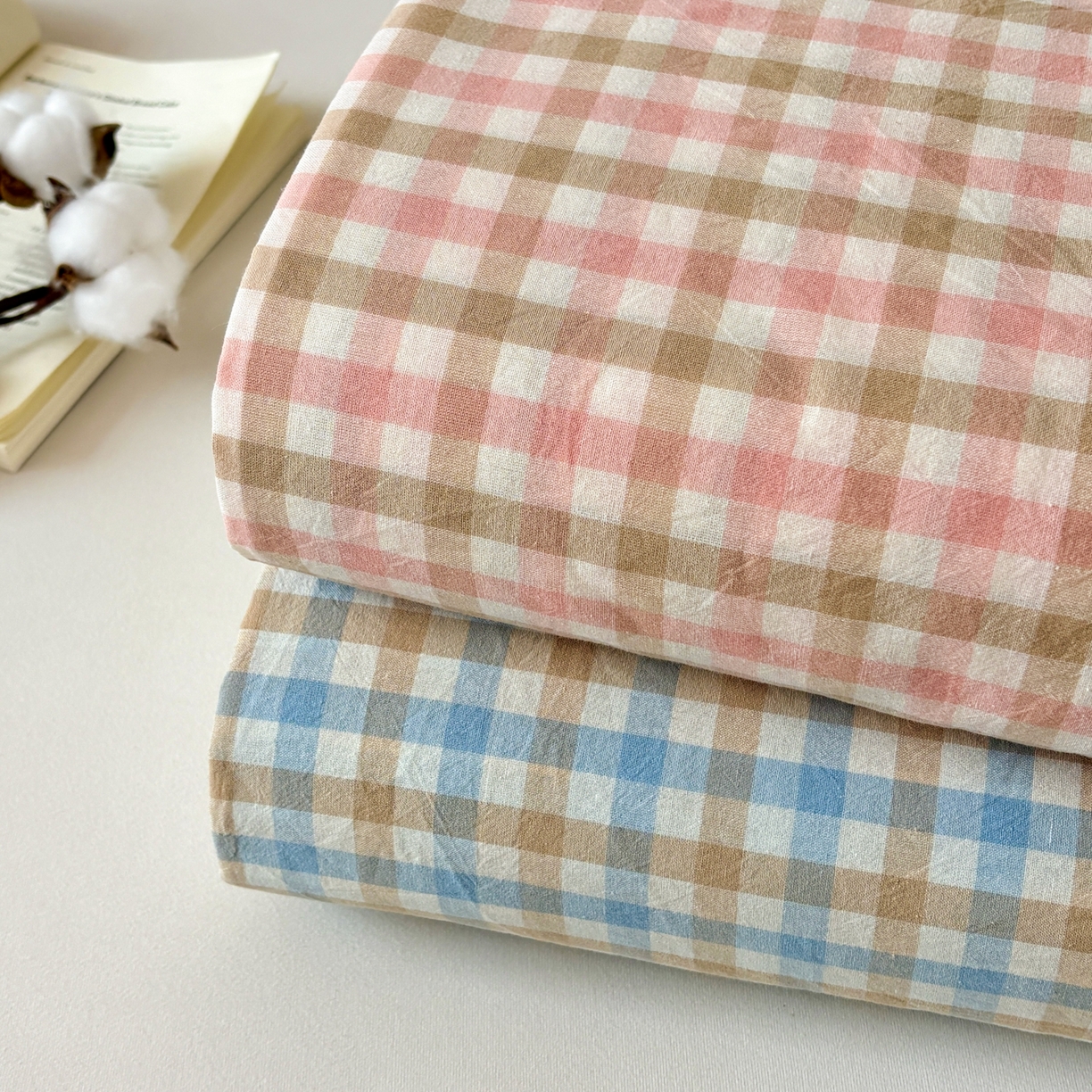 91家纺网 家纺一手货源 找家纺 居眠 2026新款单层色织水洗格子全棉床笠 组合叠拍