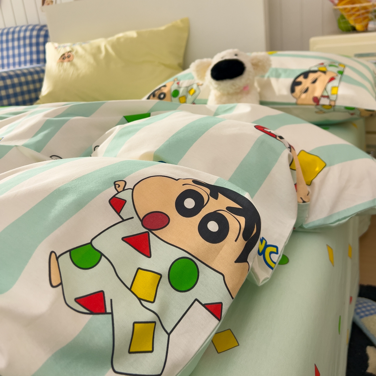 91家纺网 家纺一手货源 找家纺 桃子家居 2026新款A类蜡笔小新正版授权刺绣混搭枕套卡通印花系列四件套 棉蜡笔小新-贪睡小新