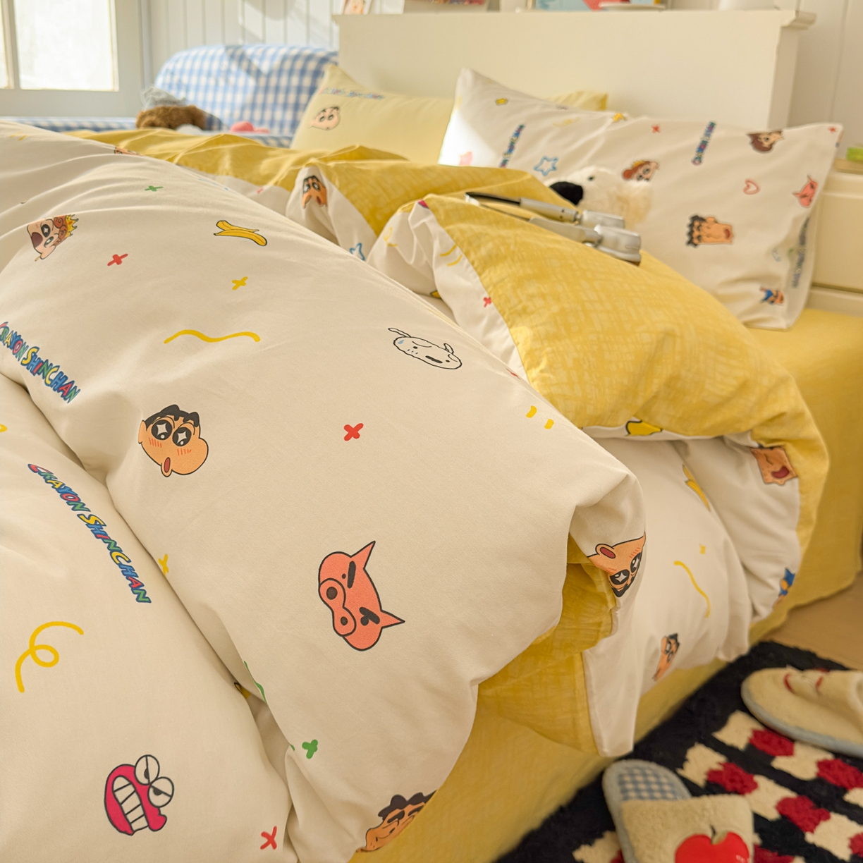91家纺网 家纺一手货源 找家纺 桃子家居 2026新款A类蜡笔小新正版授权刺绣混搭枕套卡通印花系列四件套 棉蜡笔小新-幸福小新