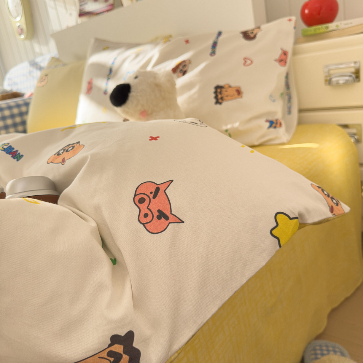 91家纺网 家纺一手货源 找家纺 桃子家居 2026新款A类蜡笔小新正版授权刺绣混搭枕套卡通印花系列四件套 棉蜡笔小新-幸福小新