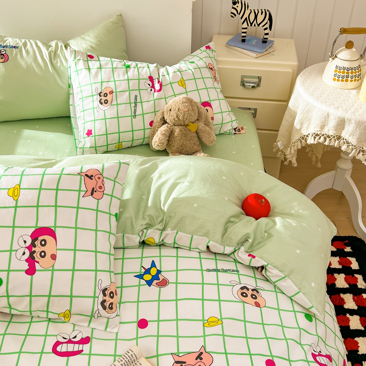 91家纺网 家纺一手货源 找家纺 桃子家居 2026新款A类蜡笔小新正版授权刺绣混搭枕套卡通印花系列四件套 棉蜡笔小新-元气小新