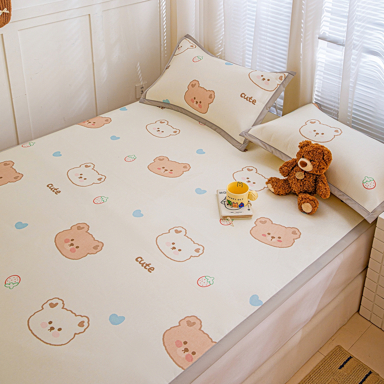 91家纺网 家纺一手货源 找家纺 富馨莱 2026新款冰丝凉席平铺款支持一件定制定做 饼干熊