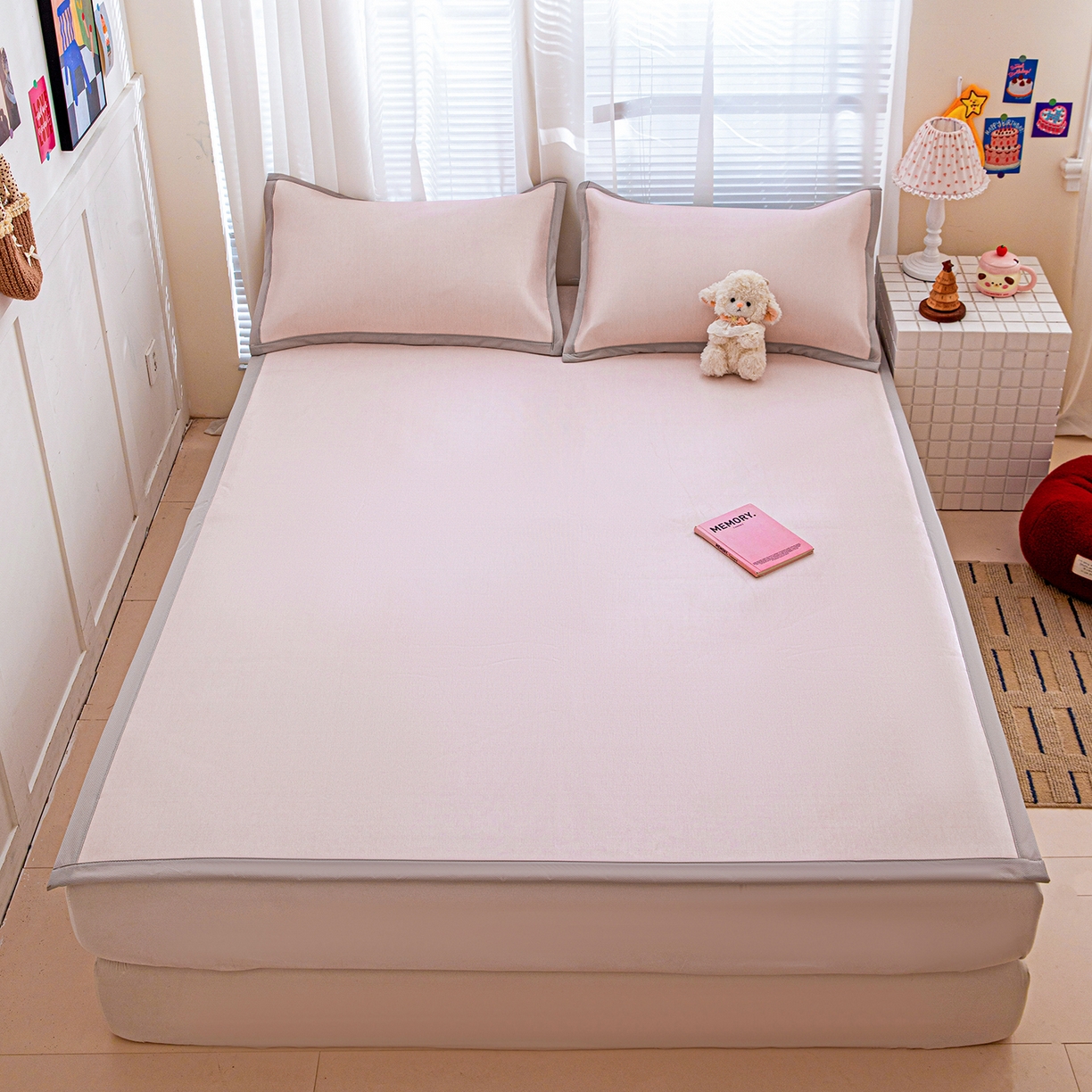 91家纺网 家纺一手货源 找家纺 富馨莱 2026新款冰丝凉席平铺款支持一件定制定做 淡雅粉