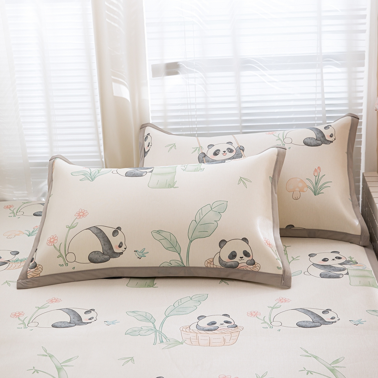 91家纺网 家纺一手货源 找家纺 富馨莱 2026新款冰丝凉席平铺款支持一件定制定做 快乐熊猫