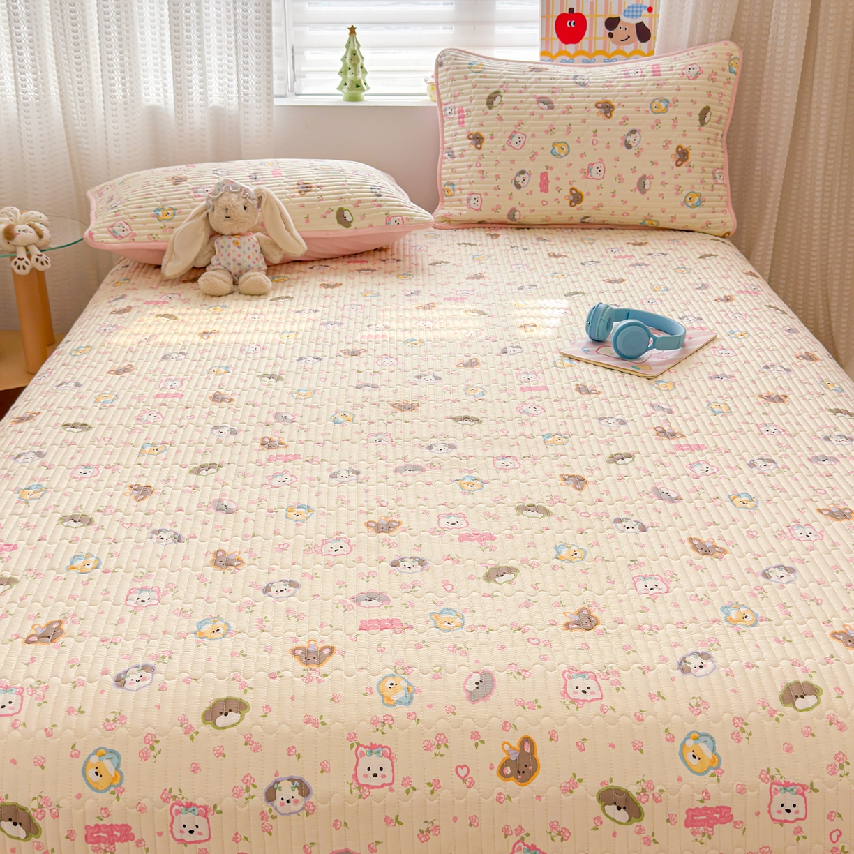 91家纺网 家纺一手货源 找家纺 雅萱家纺 2026新款森系全棉夹棉印花床盖 动物园