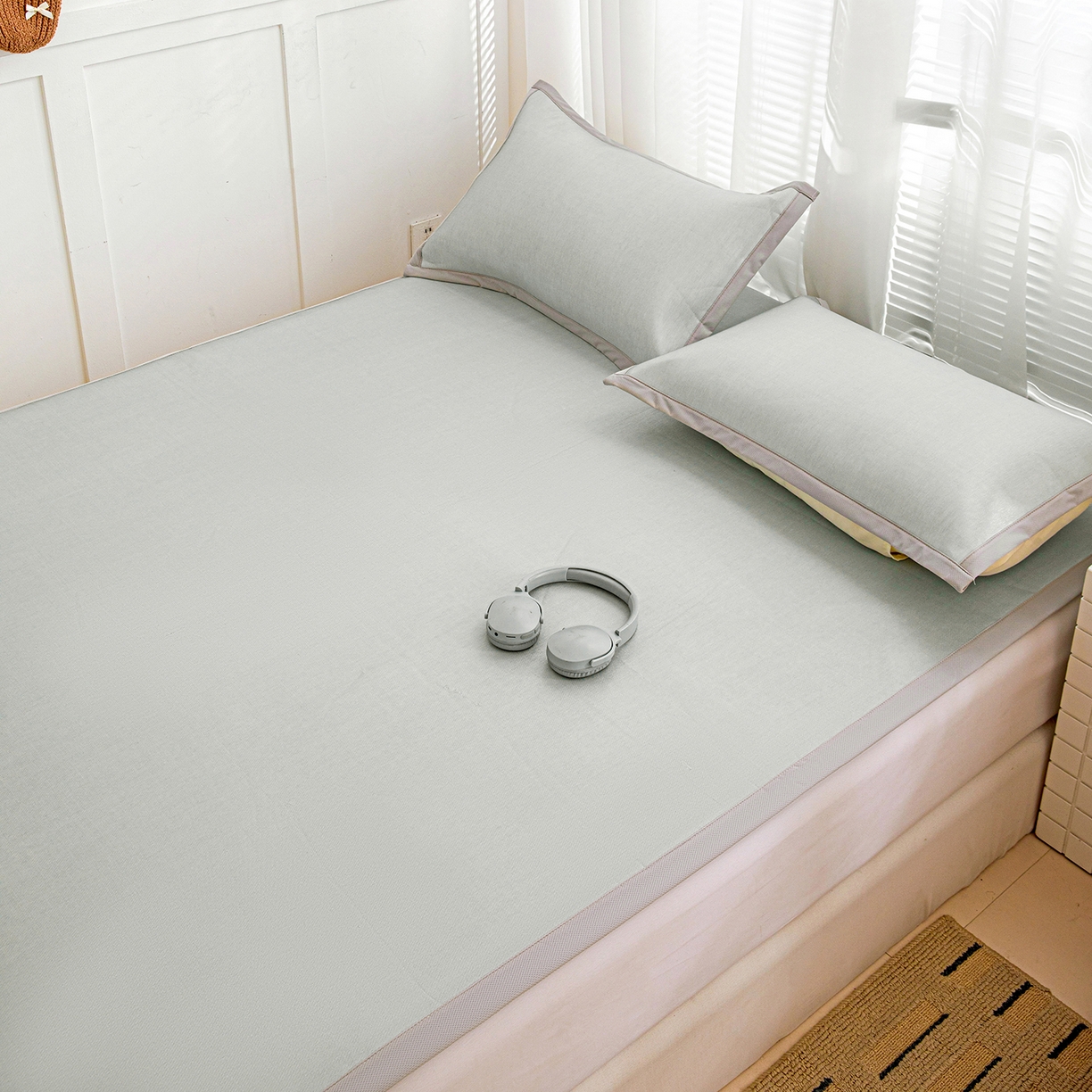 91家纺网 家纺一手货源 找家纺 富馨莱 2026新款冰丝凉席平铺款支持一件定制定做 凉感灰