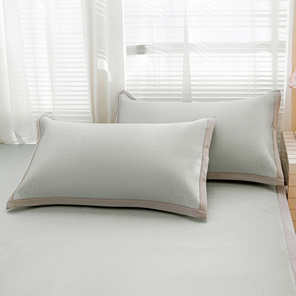 91家纺网 家纺一手货源 找家纺 富馨莱 2026新款冰丝凉席平铺款支持一件定制定做 凉感灰