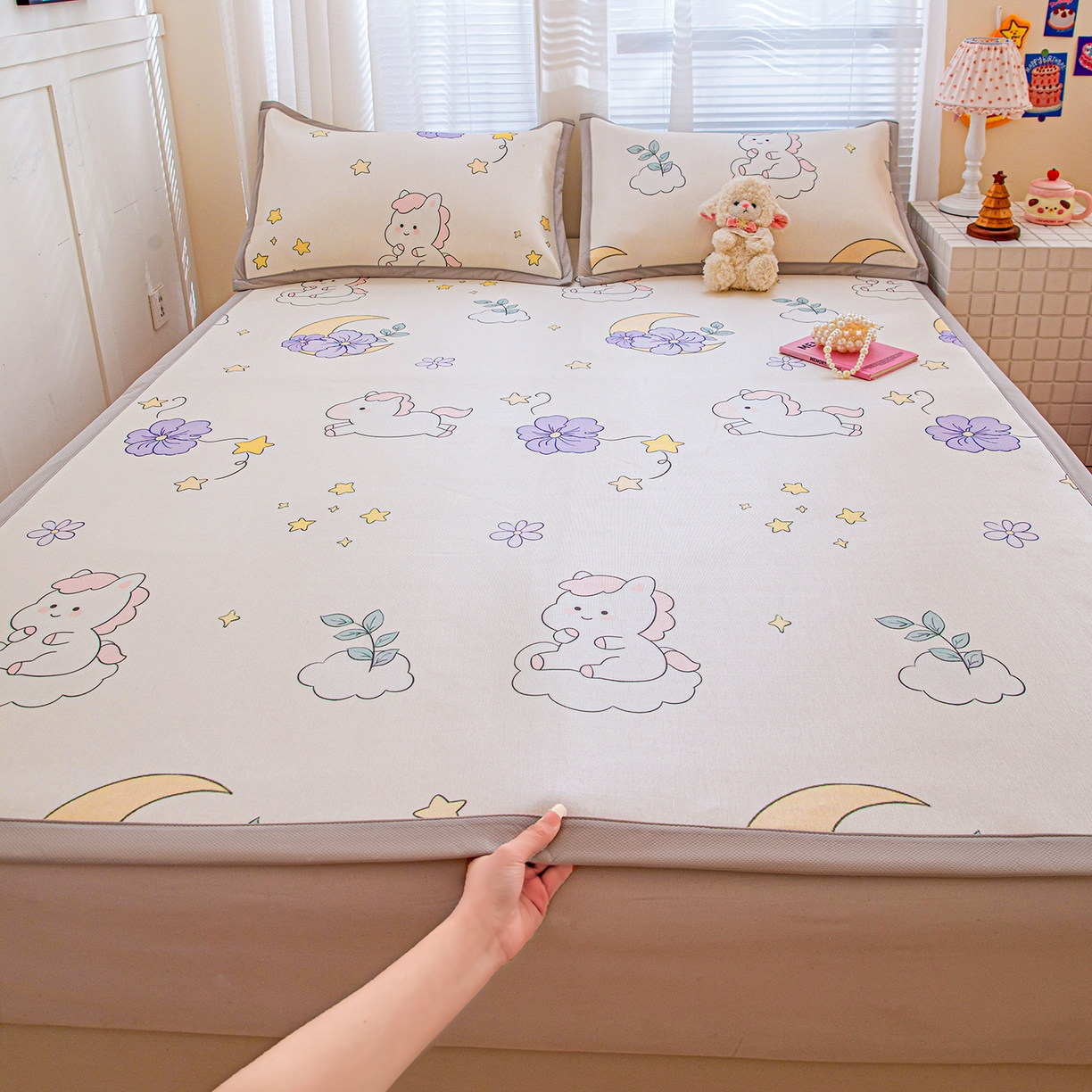 富馨莱 2026新款冰丝凉席平铺款支持一件定制定做 星星小马-白