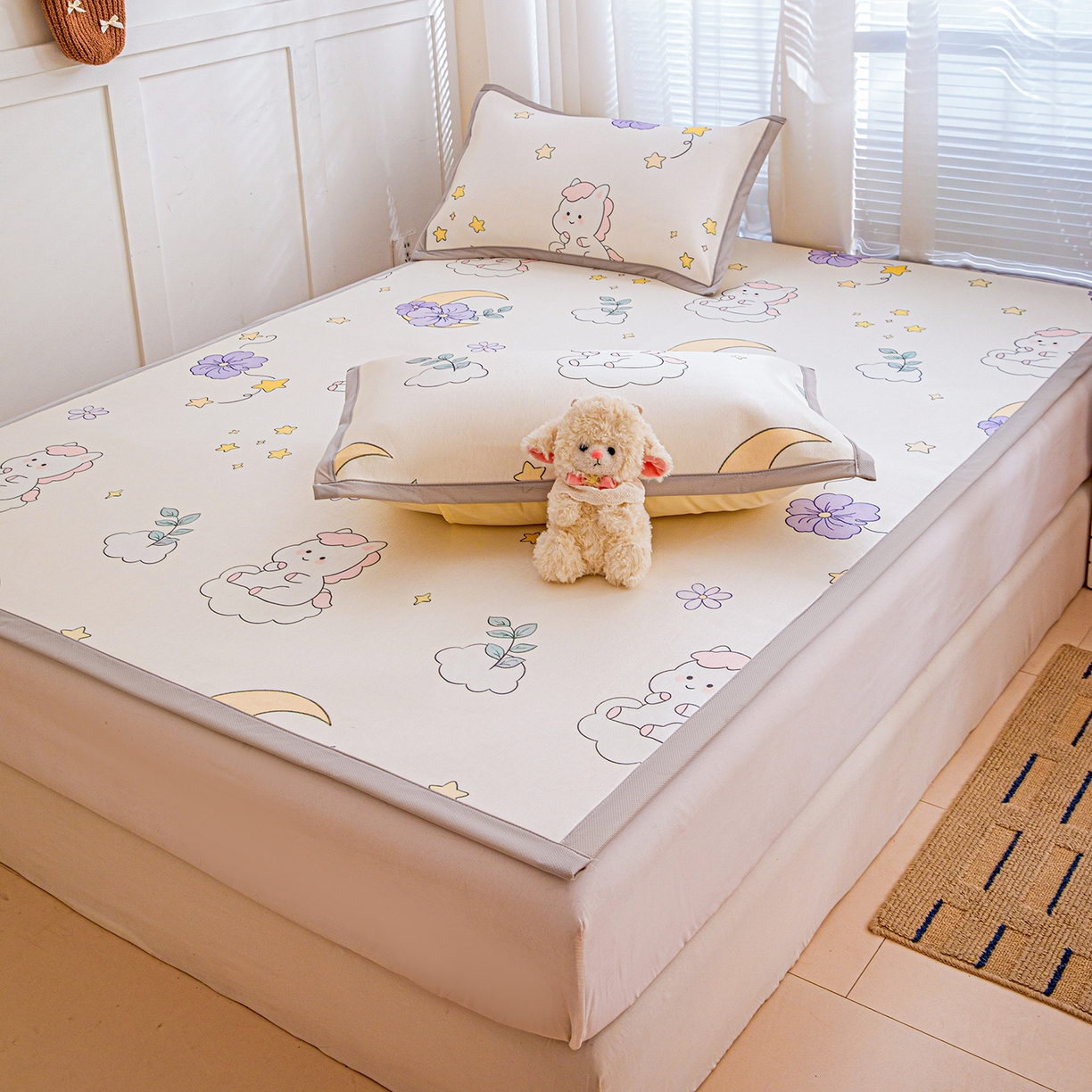 91家纺网 家纺一手货源 找家纺 富馨莱 2026新款冰丝凉席平铺款支持一件定制定做 星星小马-白