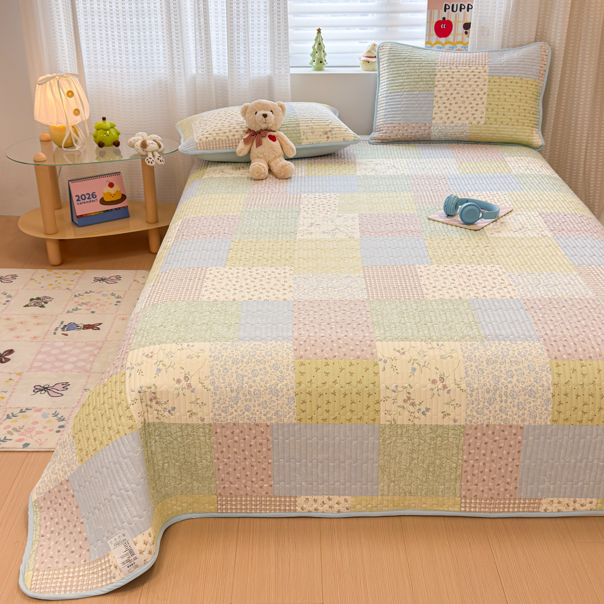 91家纺网 家纺一手货源 找家纺 雅萱家纺 2026新款森系全棉夹棉印花床盖 色块絮语