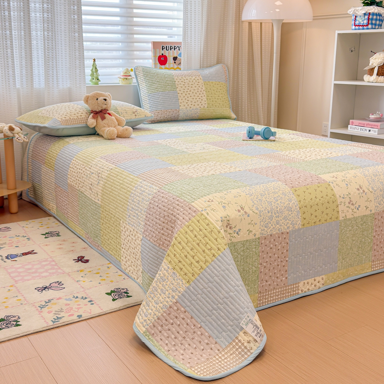 91家纺网 家纺一手货源 找家纺 雅萱家纺 2026新款森系全棉夹棉印花床盖 色块絮语