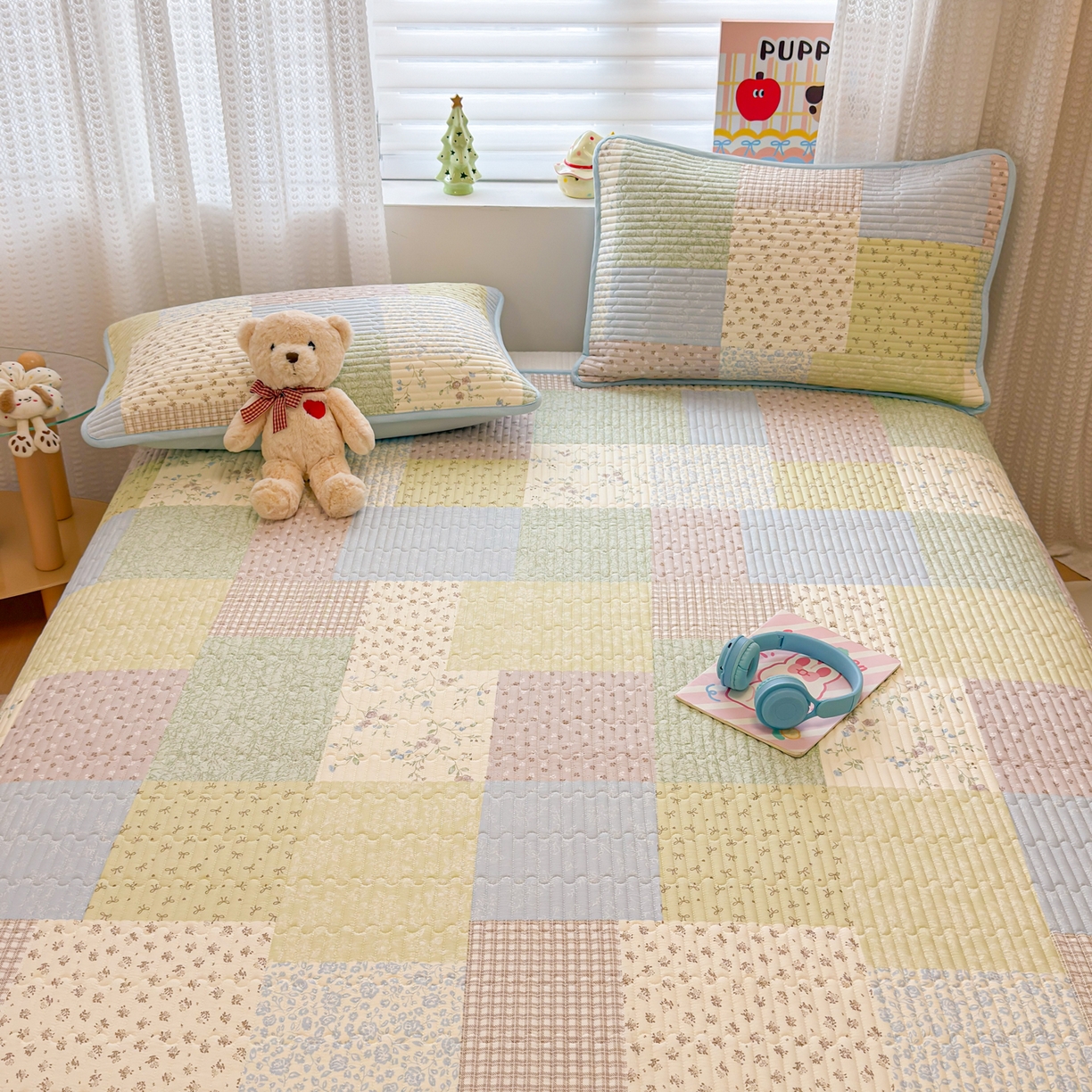 91家纺网 家纺一手货源 找家纺 雅萱家纺 2026新款森系全棉夹棉印花床盖 色块絮语