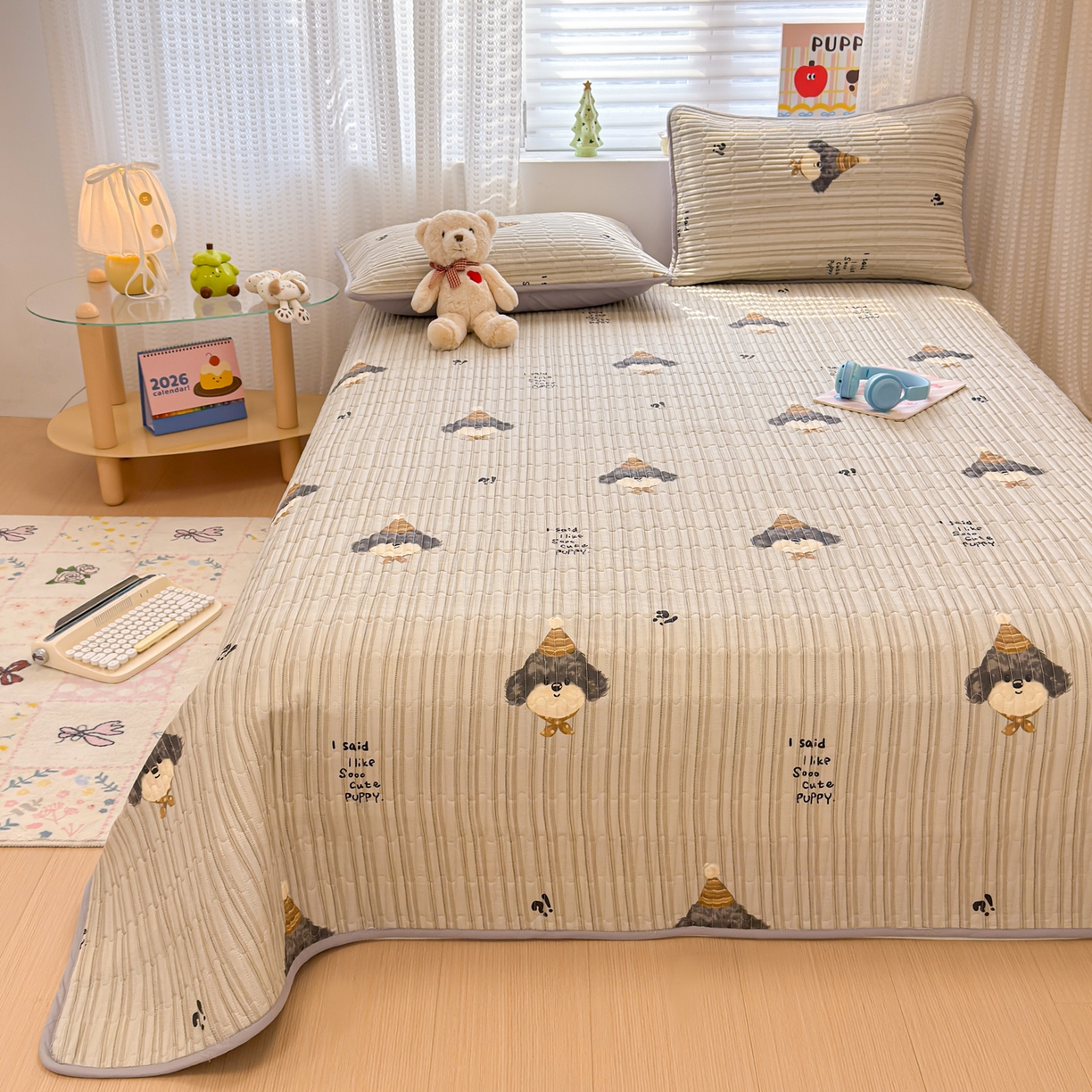 91家纺网 家纺一手货源 找家纺 雅萱家纺 2026新款森系全棉夹棉印花床盖 绅士狗