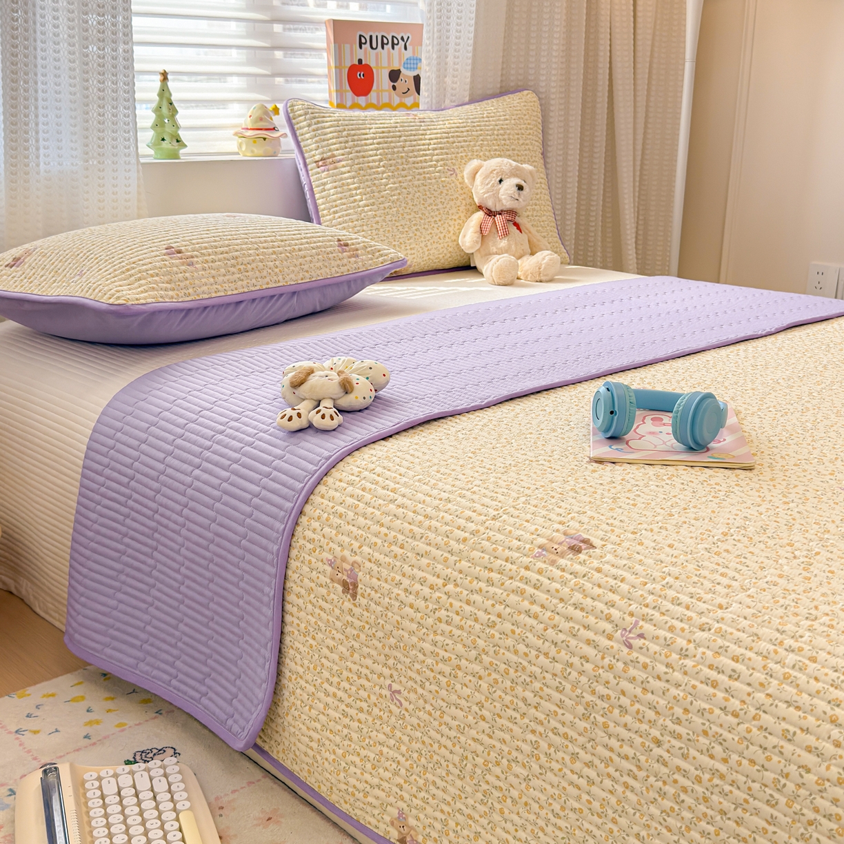 91家纺网 家纺一手货源 找家纺 雅萱家纺 2026新款森系全棉夹棉印花床盖 夏日小黄花