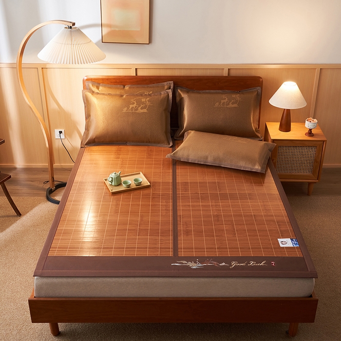 91家纺网 家纺一手货源 找家纺 鑫琪莱家纺 2025新款双面竹席冰丝席竹凉席学生宿舍席子 诗礼-锦鲤