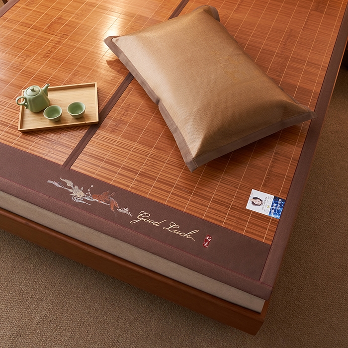 91家纺网 家纺一手货源 找家纺 鑫琪莱家纺 2025新款双面竹席冰丝席竹凉席学生宿舍席子 诗礼-锦鲤