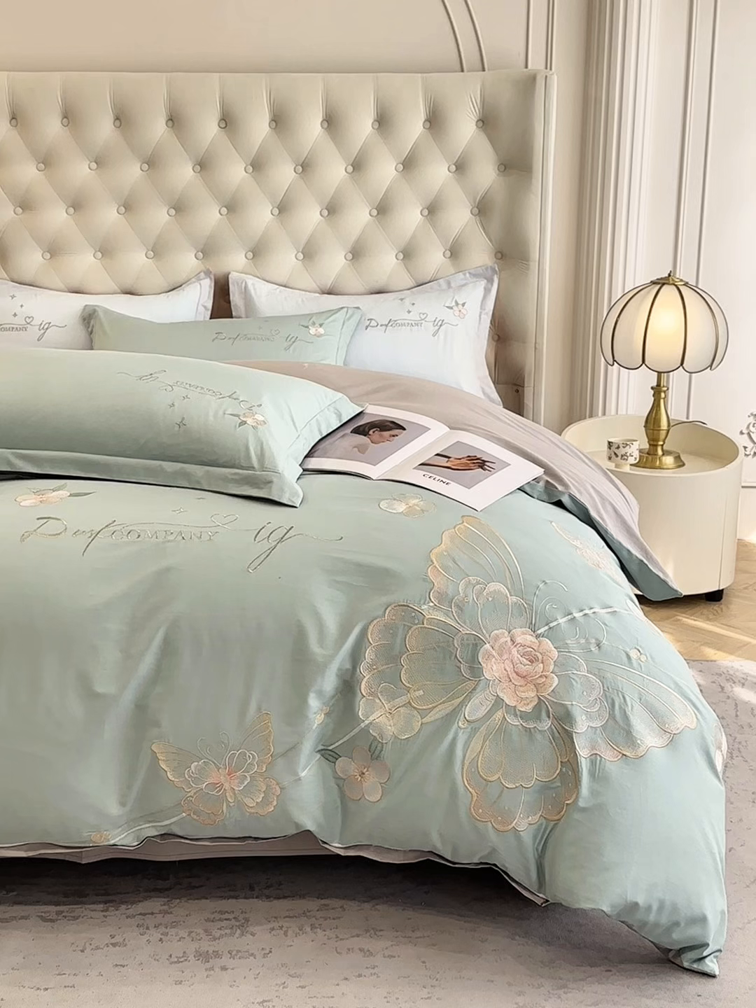 91家纺网 家纺一手货源 找家纺 无瑕家居 2026新款长绒棉全棉纯棉刺绣绣花高端礼盒装四件套-凤飞舞 凤飞舞-绿+灰