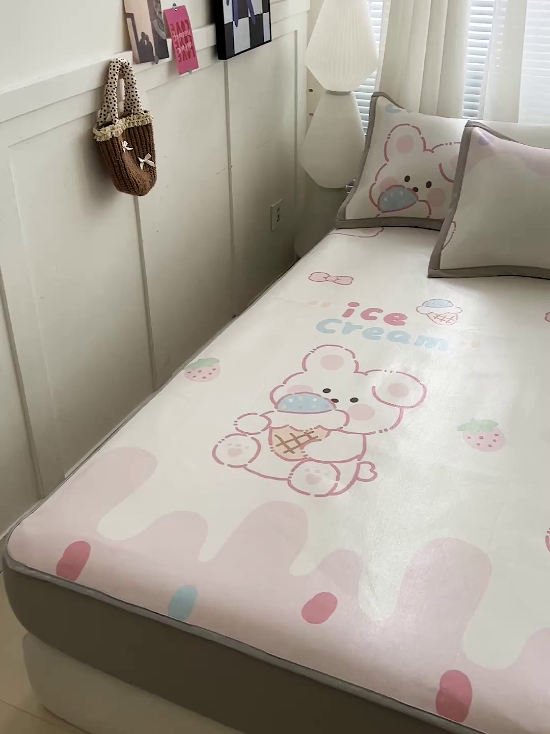 91家纺网 家纺一手货源 找家纺 富馨莱 2026新款冰丝凉席床笠款凉席席子支持一件定制定做 冰淇淋兔