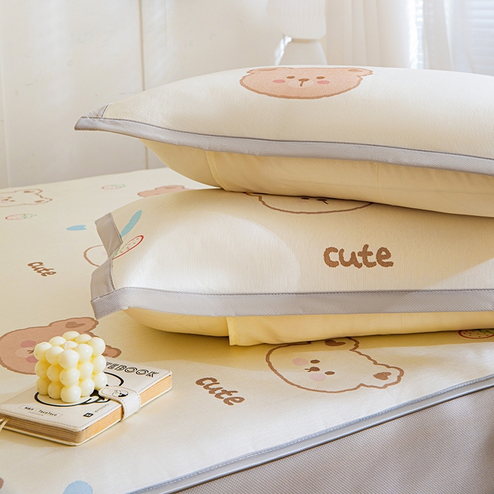 91家纺网 家纺一手货源 找家纺 富馨莱 2026新款冰丝凉席床笠款凉席席子支持一件定制定做 饼干熊