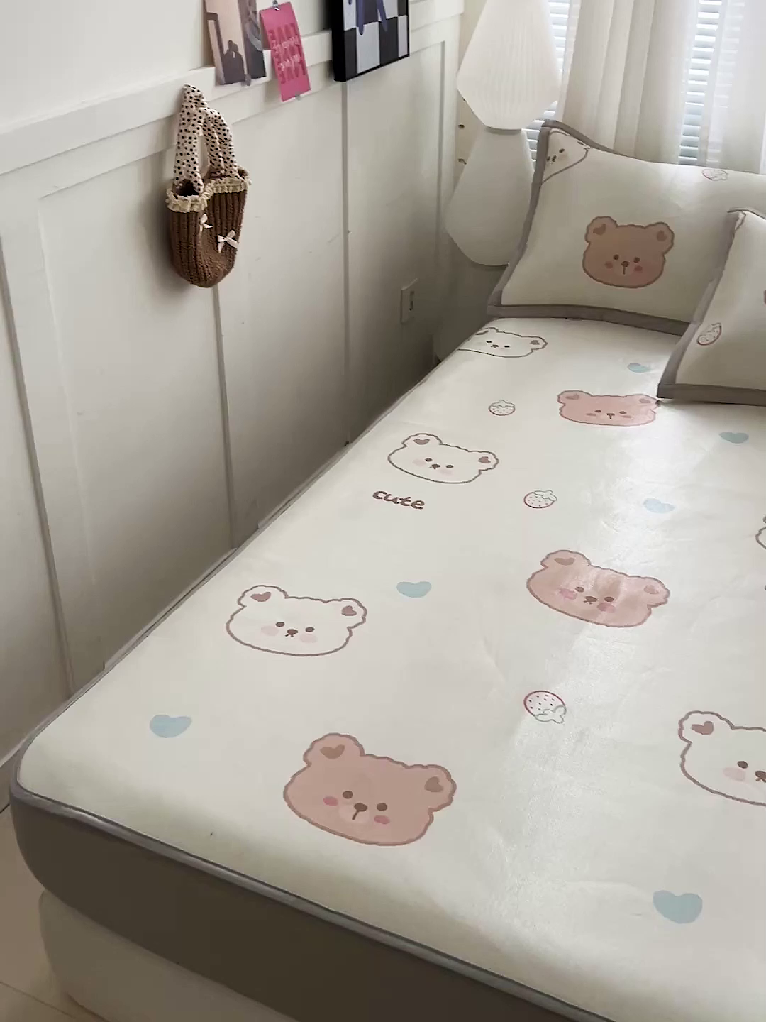 91家纺网 家纺一手货源 找家纺 富馨莱 2026新款冰丝凉席床笠款凉席席子支持一件定制定做 饼干熊