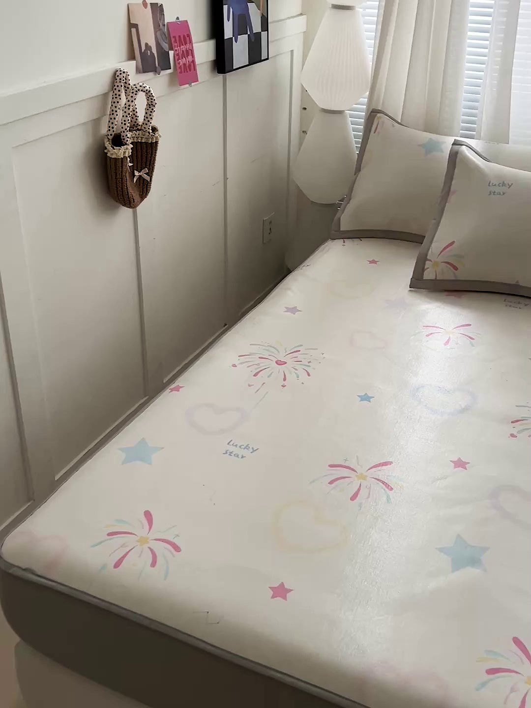 91家纺网 家纺一手货源 找家纺 富馨莱 2026新款冰丝凉席床笠款凉席席子支持一件定制定做 彩色烟花