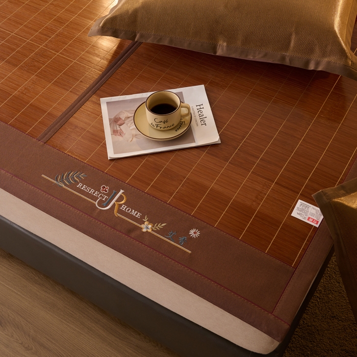 91家纺网 家纺一手货源 找家纺 鑫琪莱家纺 2025新款双面竹席冰丝席竹凉席学生宿舍席子 艾香满园