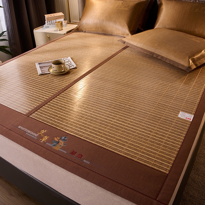 91家纺网 家纺一手货源 找家纺 鑫琪莱家纺 2025新款双面竹席冰丝席竹凉席学生宿舍席子 艾草木纹-浮光-