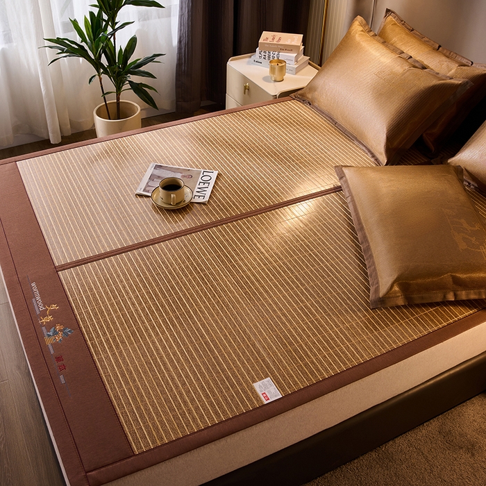 91家纺网 家纺一手货源 找家纺 鑫琪莱家纺 2025新款双面竹席冰丝席竹凉席学生宿舍席子 艾草木纹-浮光-