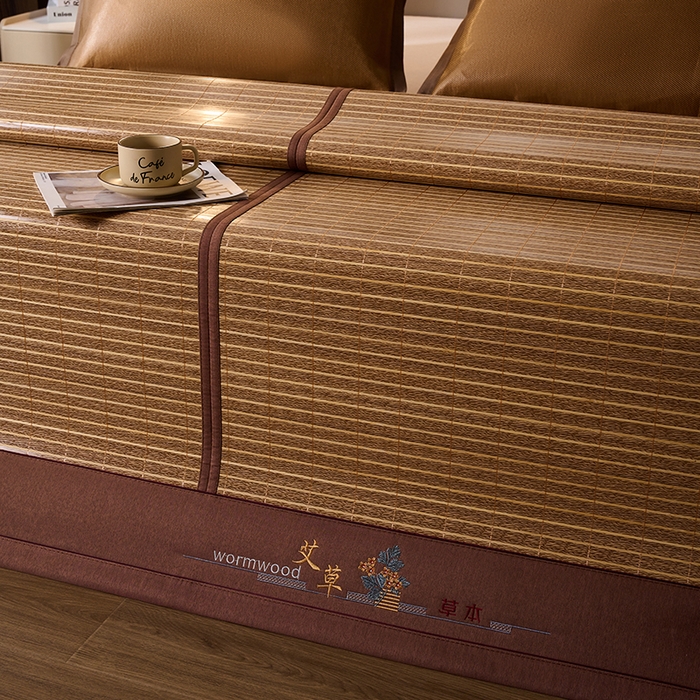 91家纺网 家纺一手货源 找家纺 鑫琪莱家纺 2025新款双面竹席冰丝席竹凉席学生宿舍席子 艾草木纹-浮光-