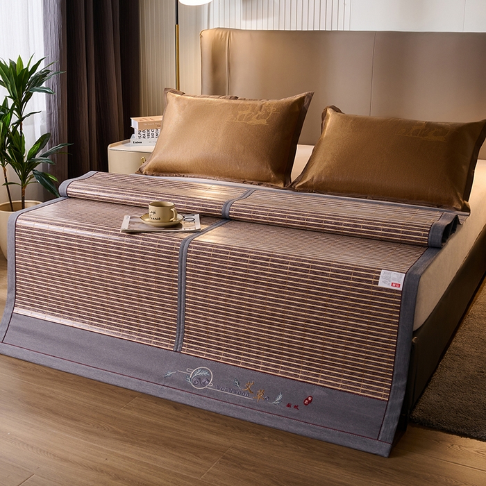 91家纺网 家纺一手货源 找家纺 鑫琪莱家纺 2025新款双面竹席冰丝席竹凉席学生宿舍席子 艾草木纹-烟雨-