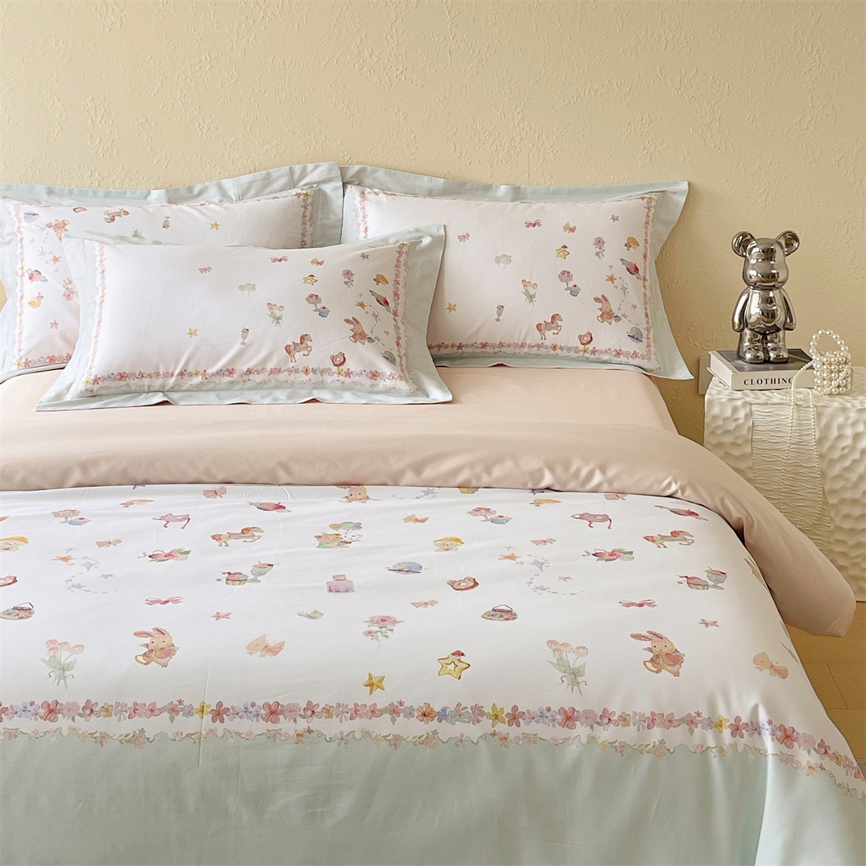 91家纺网 家纺一手货源 找家纺 鼎飞家纺 2026新款100S新疆长绒棉数码印花四件套-软糖童话 软糖童话-蓝色