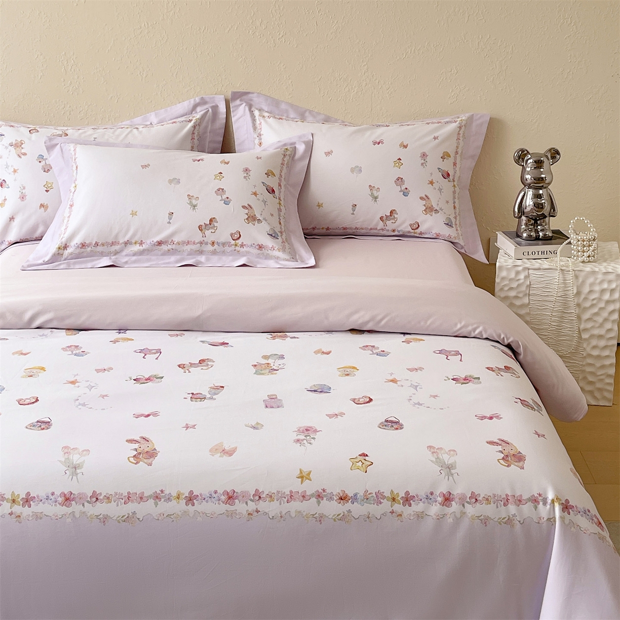 91家纺网 家纺一手货源 找家纺 鼎飞家纺 2026新款100S新疆长绒棉数码印花四件套-软糖童话 软糖童话-紫色