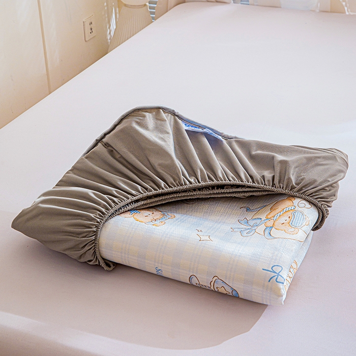 91家纺网 家纺一手货源 找家纺 富馨莱 2026新款冰丝凉席床笠款凉席席子支持一件定制定做 晚安小熊