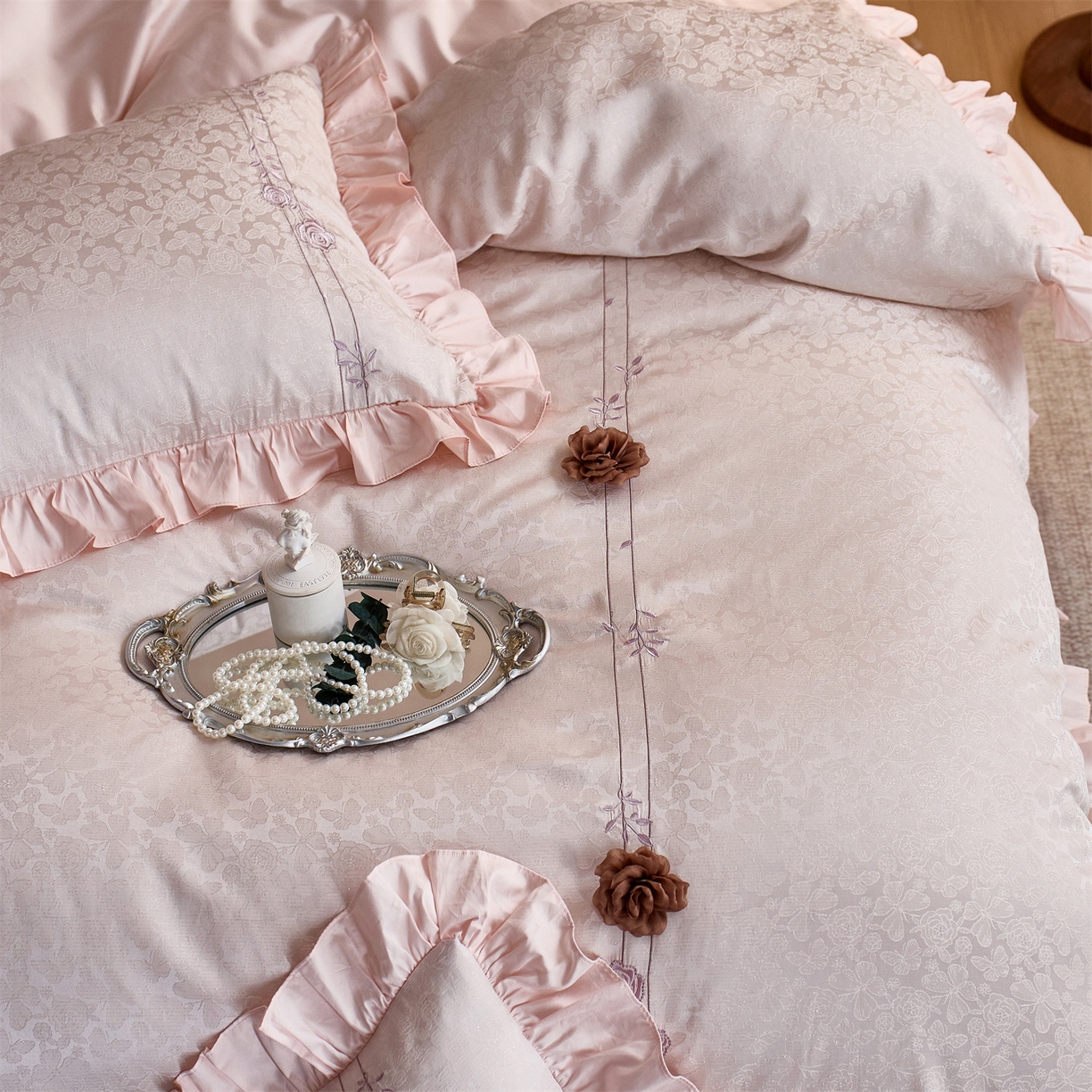 91家纺网 家纺一手货源 找家纺 鼎飞家纺 2026新款A类法式全棉提花四件套-漾系列 漾-玉粉