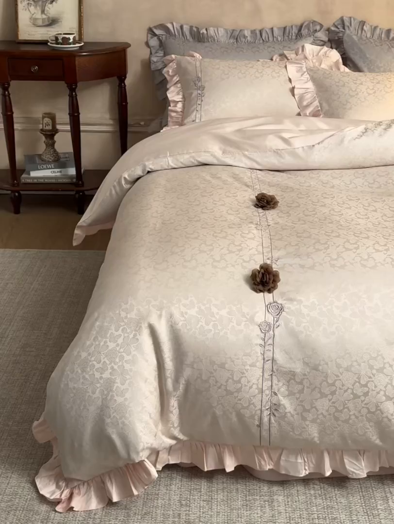 91家纺网 家纺一手货源 找家纺 鼎飞家纺 2026新款A类法式全棉提花四件套-漾系列 漾-玉粉