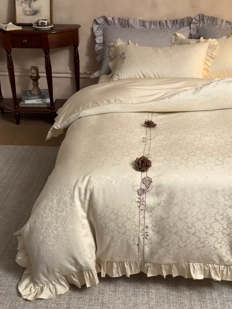 91家纺网 家纺一手货源 找家纺 鼎飞家纺 2026新款A类法式全棉提花四件套-漾系列 漾-米金