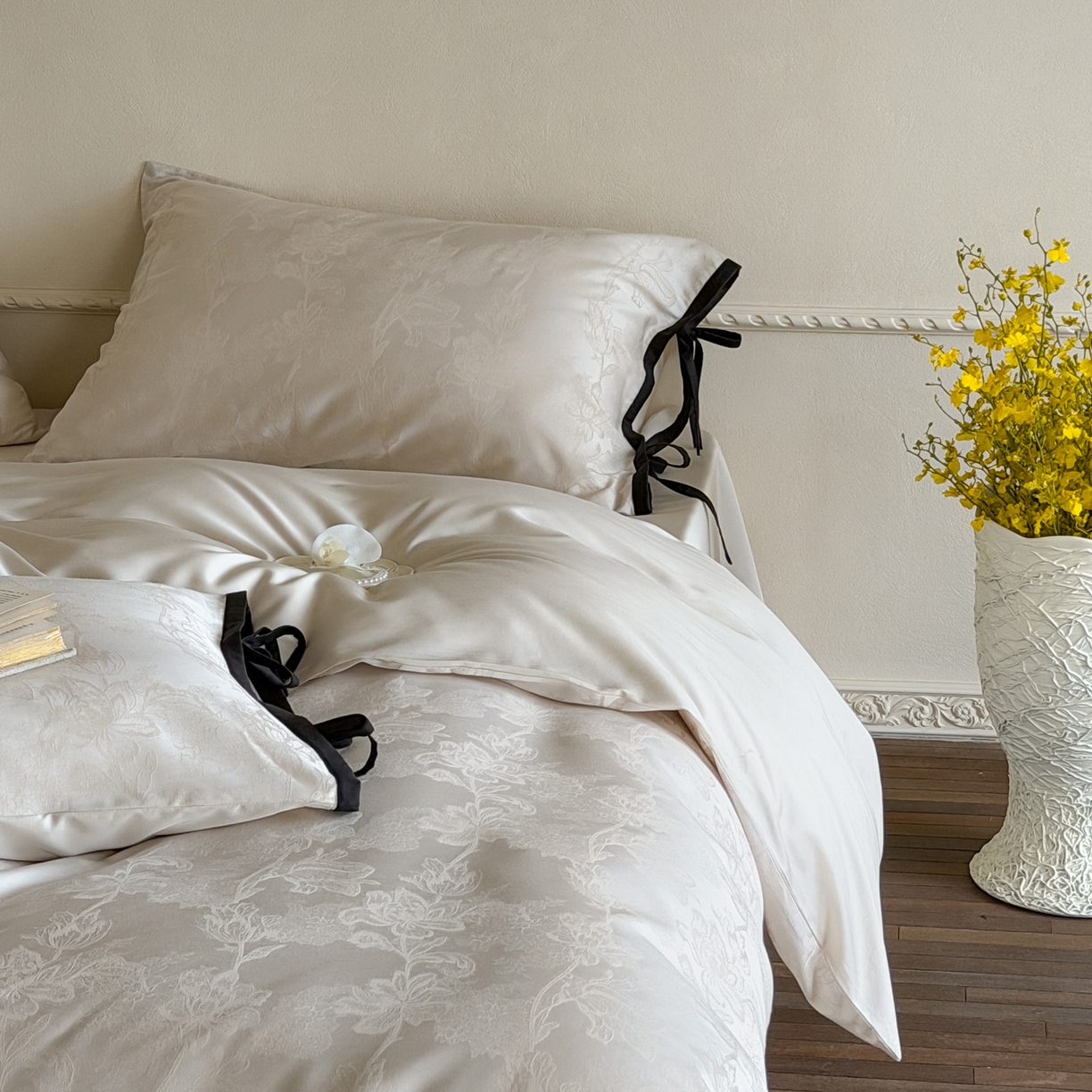 91家纺网 家纺一手货源 找家纺 （总）爱缦 2026新款100s天丝棉色织提花四件套-遥婉月系列(此款券后控价：标准368，大号388)