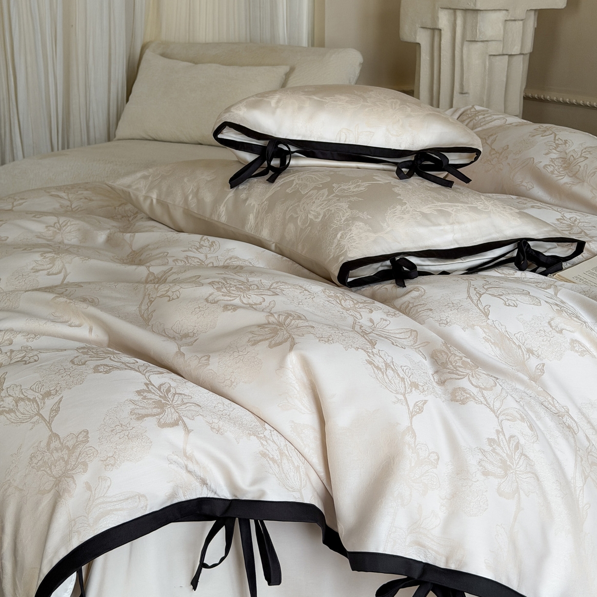 91家纺网 家纺一手货源 找家纺 （总）爱缦 2026新款100s天丝棉色织提花四件套-遥婉月系列(此款券后控价：标准368，大号388)