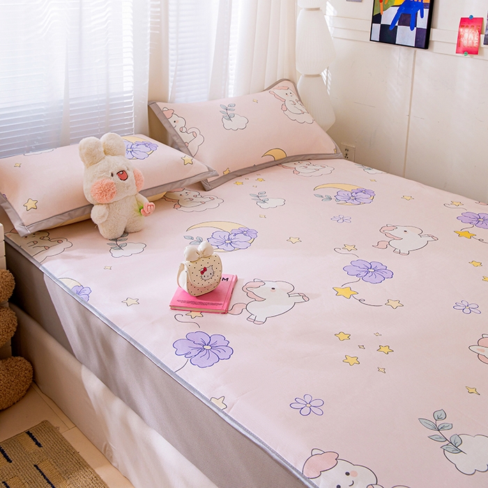 91家纺网 家纺一手货源 找家纺 富馨莱 2026新款冰丝凉席床笠款凉席席子支持一件定制定做 星星小马-粉