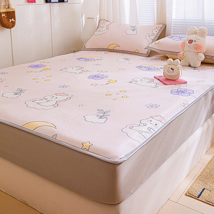 91家纺网 家纺一手货源 找家纺 富馨莱 2026新款冰丝凉席床笠款凉席席子支持一件定制定做 星星小马-粉