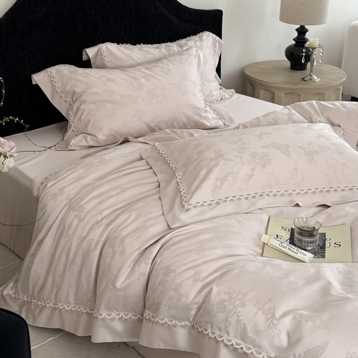 91家纺网 家纺一手货源 找家纺 （总）爱缦 2026新款100s天丝棉色织提花四件套-玫瑰蝶翼系列(此款券后控价：标准428，大号448)