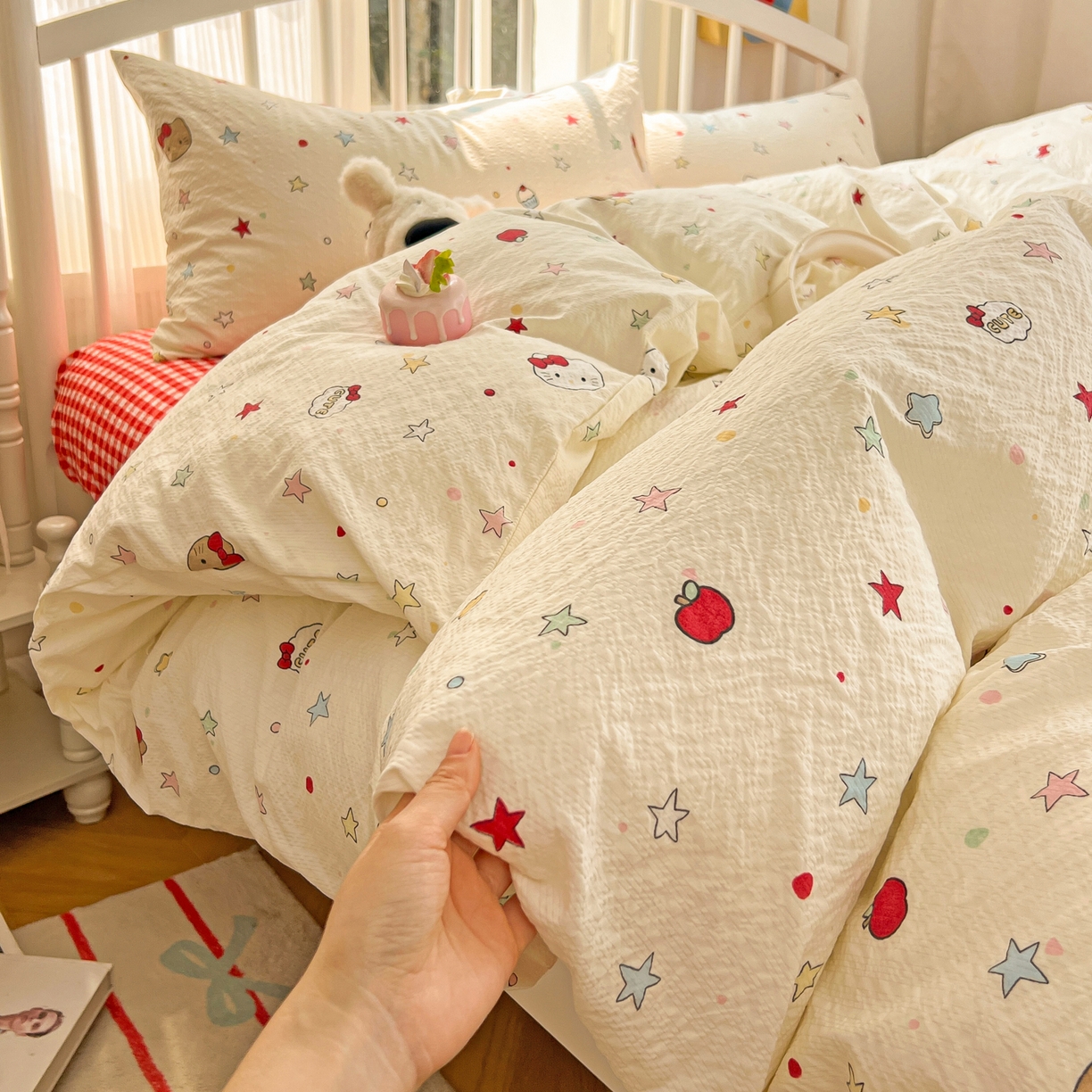 91家纺网 家纺一手货源 找家纺 （总）老K (原美阁） 2026春夏新款凯特猫泡芙棉四件套泡泡棉单被套