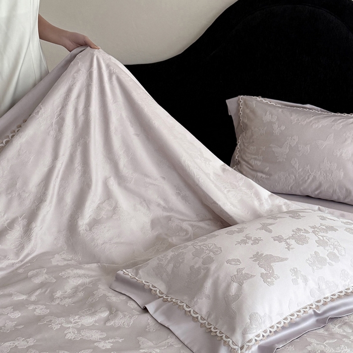 91家纺网 家纺一手货源 找家纺 爱缦 2026新款100s天丝棉色织提花四件套-玫瑰蝶翼系列 芋泥紫